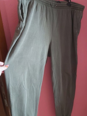 Plus size women's sweatpants H&M XL green like new