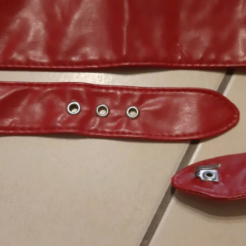 Red belt like new, adjustable