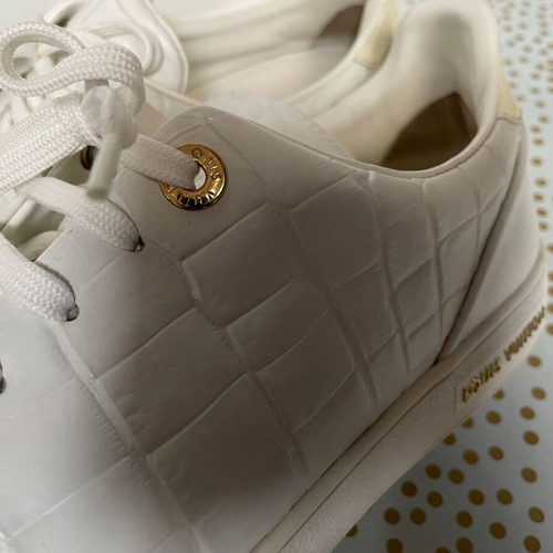 Louis Vuitton FrontRow leather sneakers like new, size 41, white