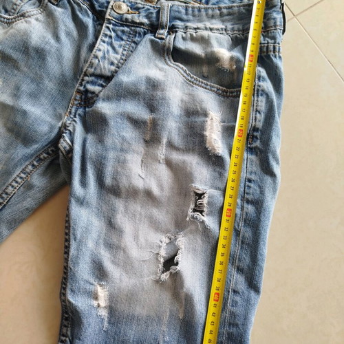 Denim bermuda shorts like new, size M, blue