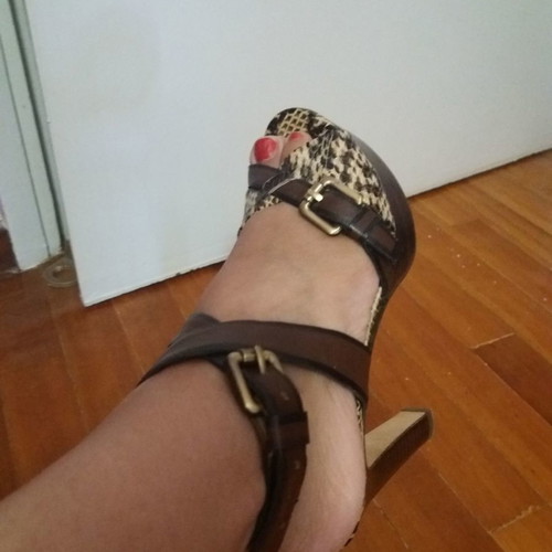 Leather sandals used, size 35, crisscross straps