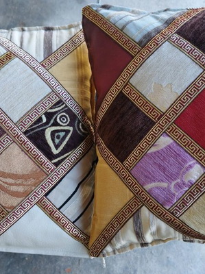 Μαξιλάρια καναπέ πατσγουορκ σετ 2 καινούργια με φερμουάρ