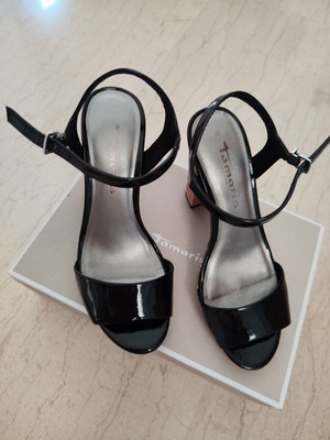 Tamaris high-heeled sandals, black patent with beige and silver platform