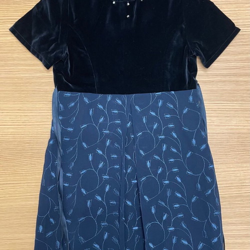 Girls' dresses for 8 years old like new, set of 3 pieces