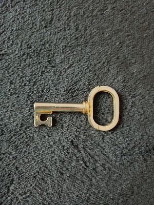 Italian Luxury Key Keychain silver like new 1970s-1980s