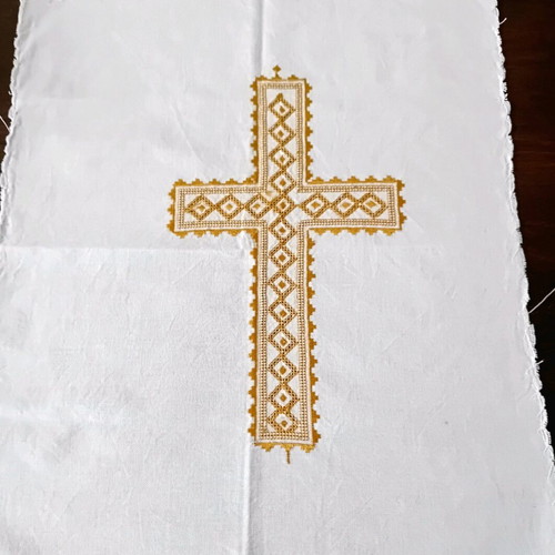 Cross embroidery new with karsaniki stitch on etamine fabric