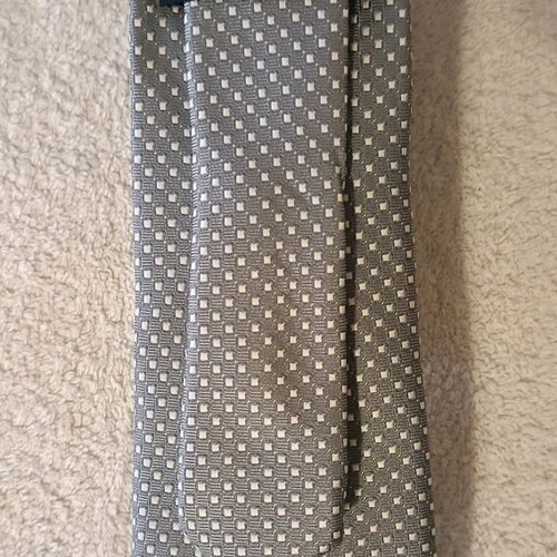 Chaps men's tie new, gray with beige check, 100% polyester