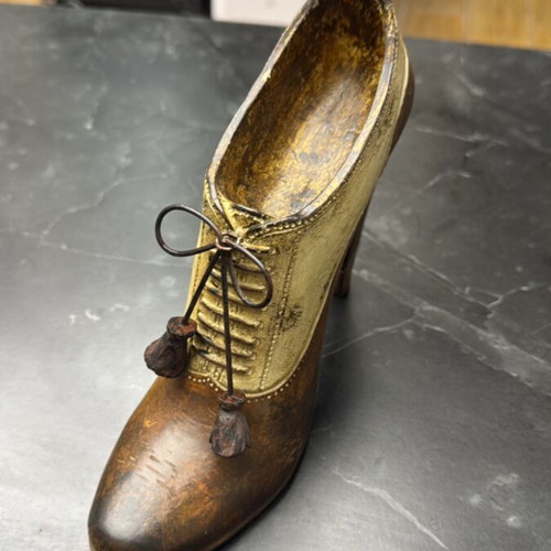 Decorative shoe like new for living room