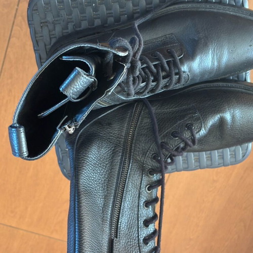 Leather high Zara boots like new, size 40-41 black