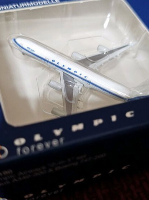 Herpa Miniaturmodelle Olympic Forever Set with Boeing 747-200 and Airbus A340-300