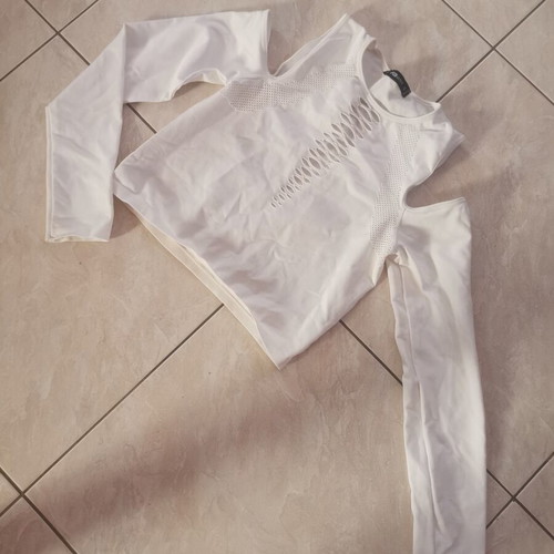 White T-shirt size L like new