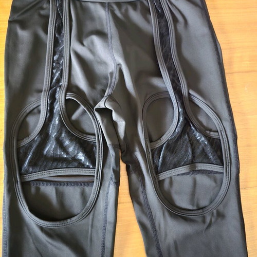 Shein leggings with ruching black like new, size S
