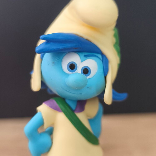 Smurfette figure from 2017 like new
