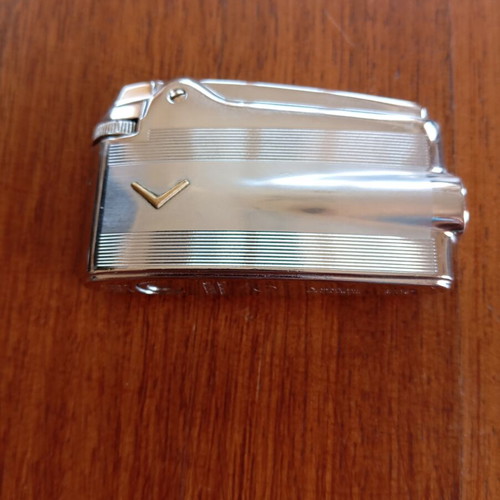 Ronson vintage lighter used, needs valve repair