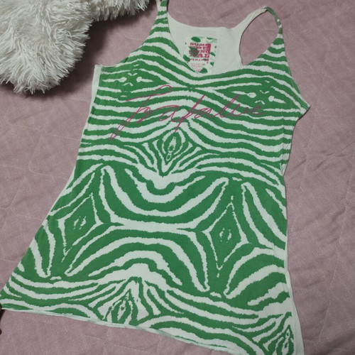 Women's green top used, sizes S and M