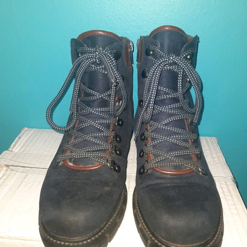 Women's suede boots like new, size 36, black and brown