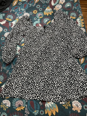 Missguided Mini Dress like new, black and white, size 4XL