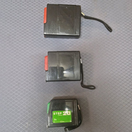 Measuring tapes new, set of 3 with stop button