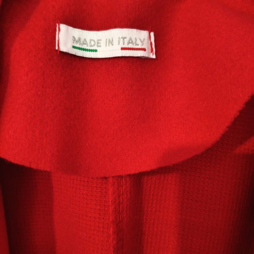 Women's red long coat with belt made in Italy new, one size