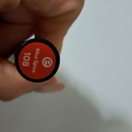 Essence The Slim Stick lipstick new, color Nice spice