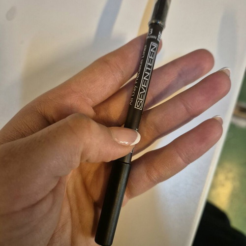 Seventeen Brow Elegance No 03 Rich Brown eyebrow pencil like new