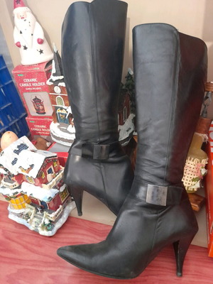 Leather boots used size 39 black