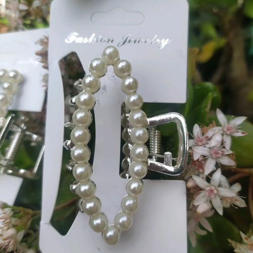 Hair clip set new
