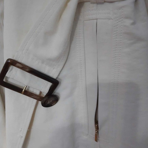 Zara trench coat like new, white, size Medium