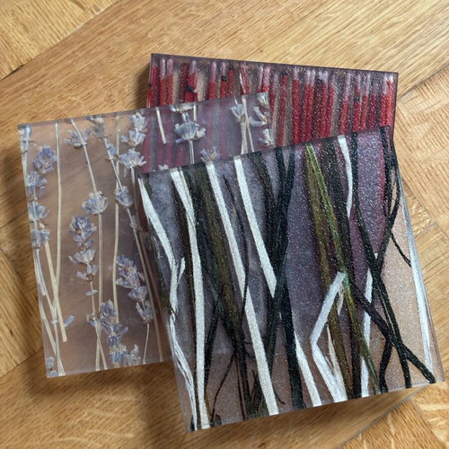 Coasters made of resin and natural materials like new, bought in Italy