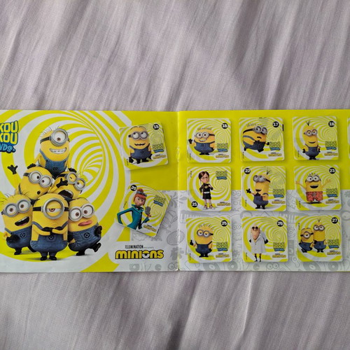 Koukou Roukou Minions album used, completed with 54 stickers