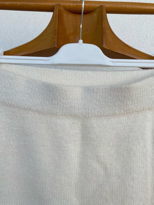 Knitted maxi skirt like new, beige, size XS