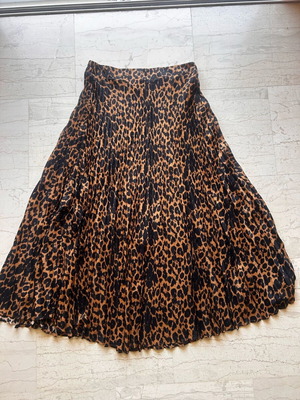 Πλισέ φούστα leopard μεταχειρισμένη, μέγεθος large, Pink Woman