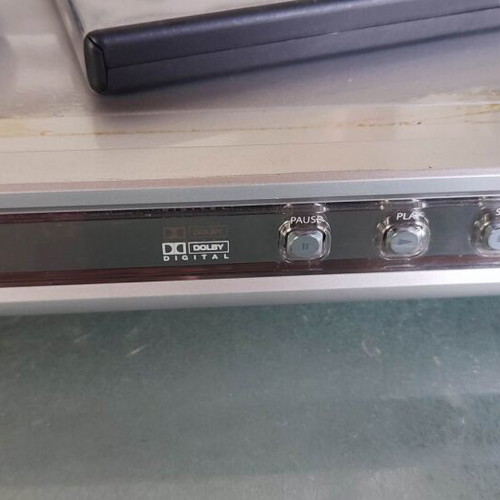 Sony DVD Player 729 like new