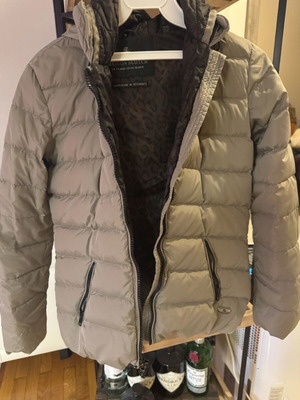 Maison Scotch women's down jacket like new, beige