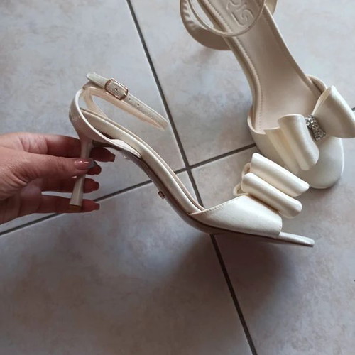 Bridal shoes size 40, like new, off white, 8 cm heel