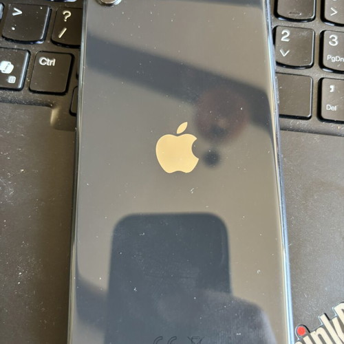 iPhone SE 2022 second gen mint condition, 64GB, dual SIM