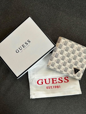 Guess white and beige wallet