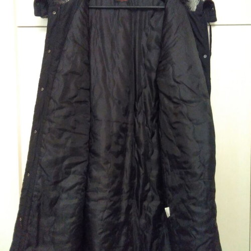 Women's winter coat with fur collar, size XXXL, like new, black