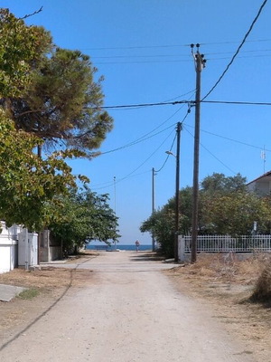 Land plot 320 sq.m in Nea Vrasna, Greece, near the beach