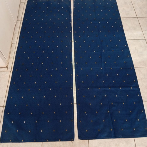Pair of large table runners like new, 1.53x54 cm, durable fabric