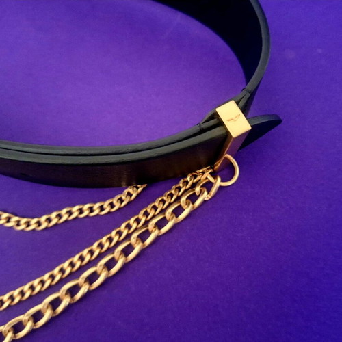 Zadig and Voltaire leather belt new, black with gold chain