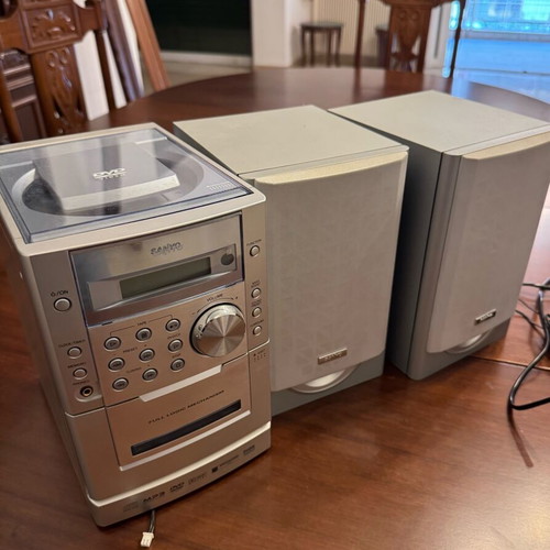 Sanyo radio CD player DVD player tape player used Dolby Atmos