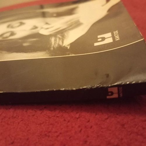Lampeti used book, Marinos Kousoumidis biography