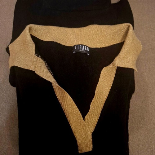 Figaro black knit set with gold details like new
