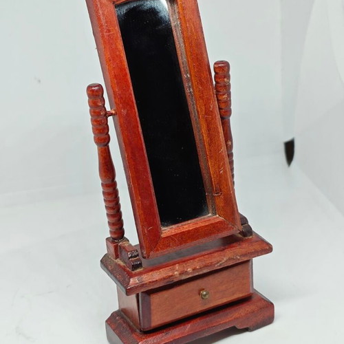 Wooden mirror used with drawer for dollhouse decoration