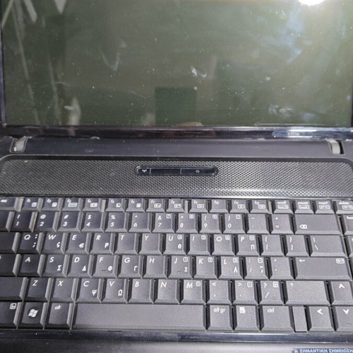 HP Compaq 6735s Laptop used for parts or repair
