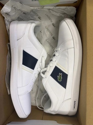 Sneaker Lacoste καινούργιο ανδρικό άσπρο μέγεθος 44