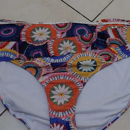Women's floral bikini bottom Never Fully Dressed size 54 like new, multicolor