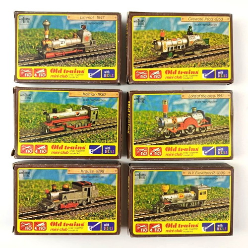 6 Snap Together Model Kit old train miniatures, new, pack