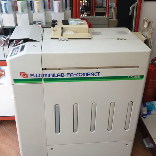Fuji film processor used, includes many spare parts